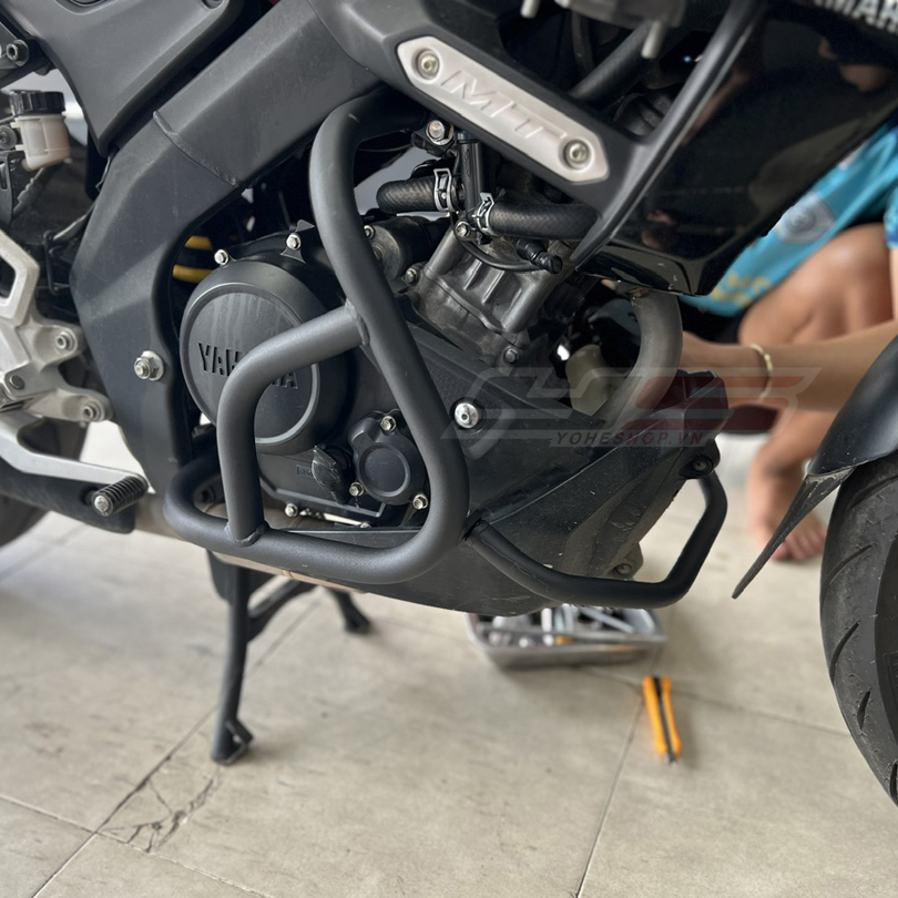 Khung Bảo Vệ Lốc Máy Cho Xe MT15